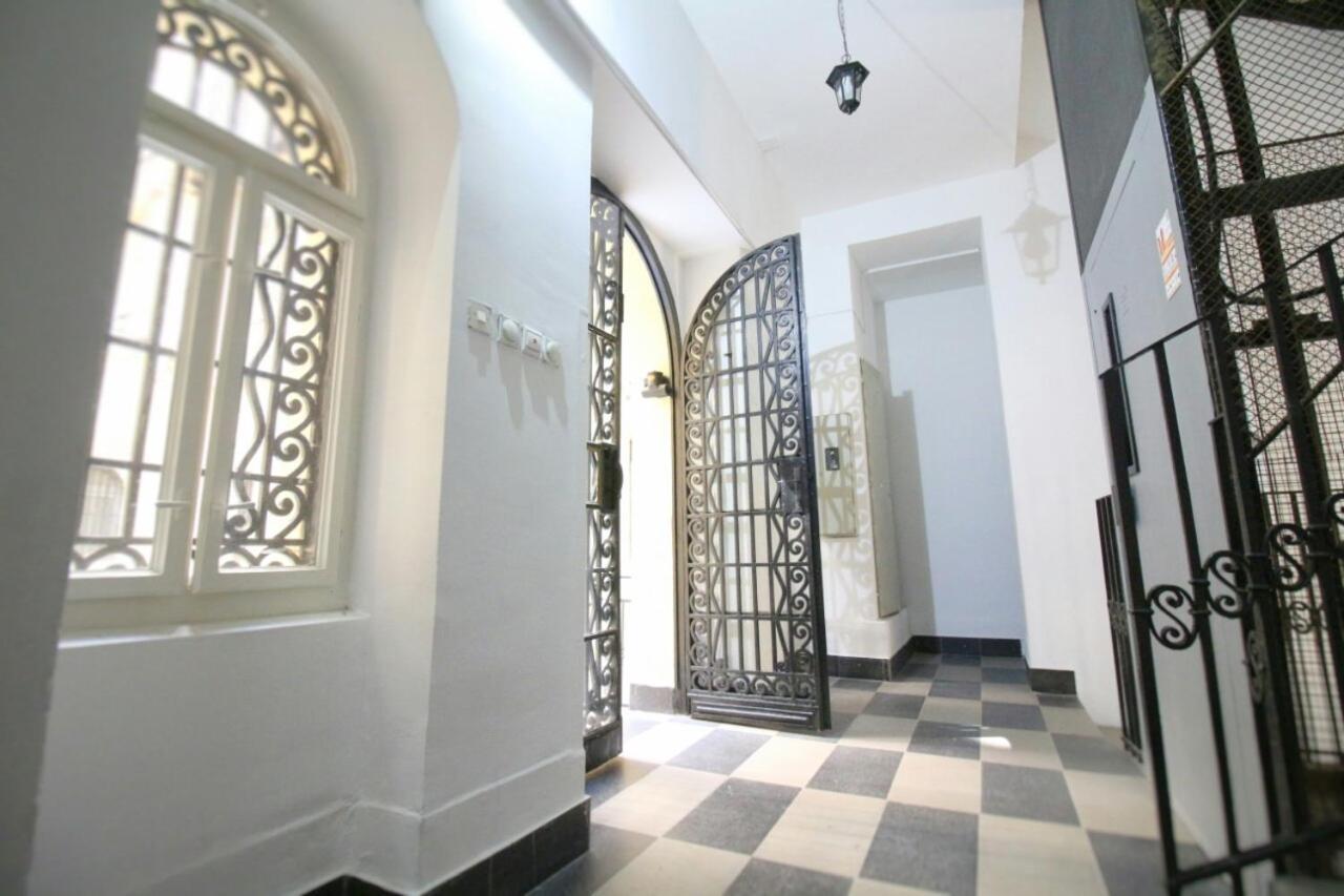 Studio Apartman Kocka Belgrad Exterior foto