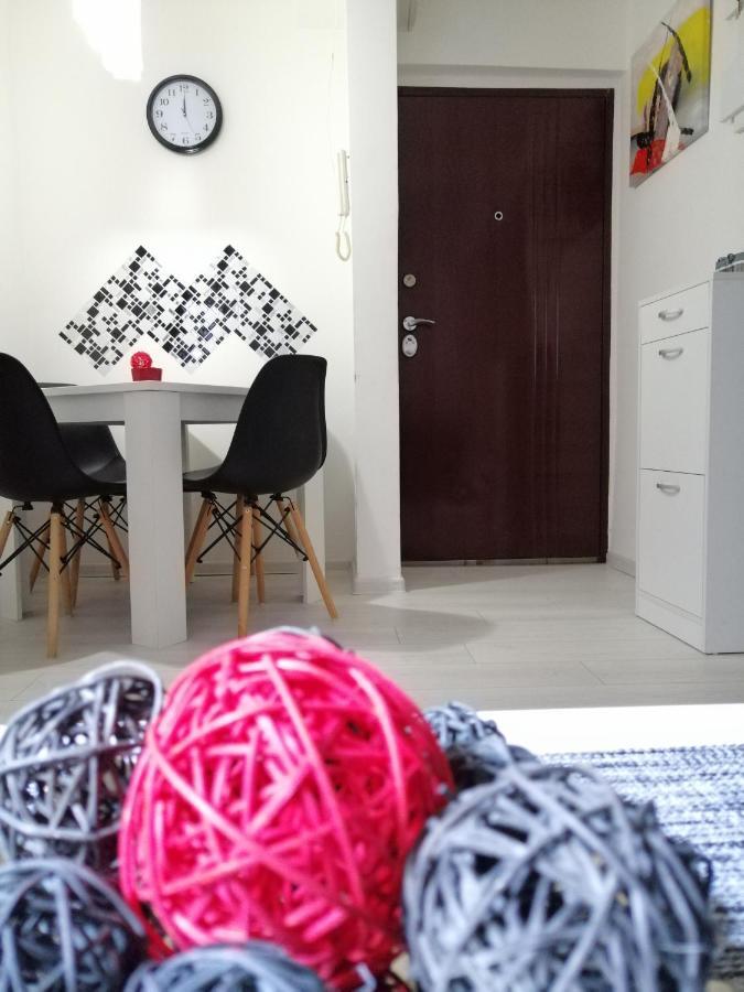 Studio Apartman Kocka Belgrad Exterior foto