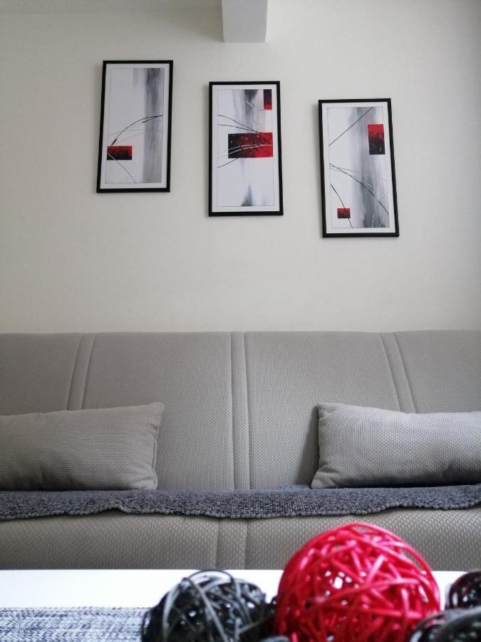 Studio Apartman Kocka Belgrad Exterior foto